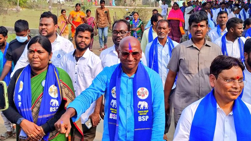 bsp telangana chief rs praveen kumar raises concerns over free bus travel to women kms