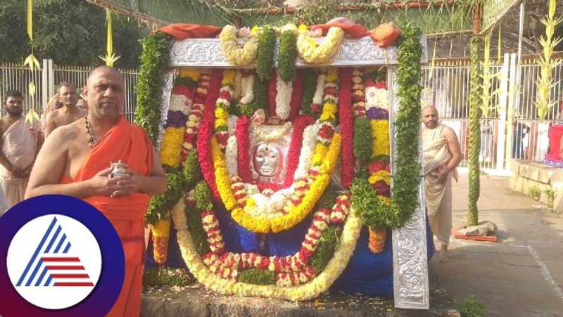 Nava vrindavana dispute Mantralayam shree statement here at koppal rav