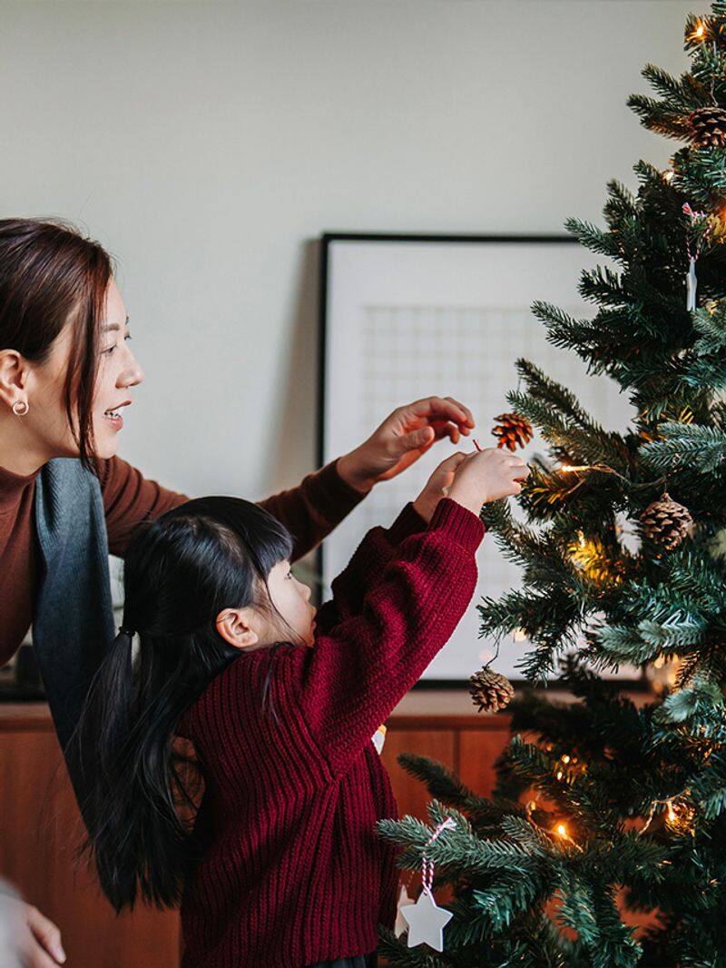 Christmas 2023: 6 ways to decorate your tree EAI RKK