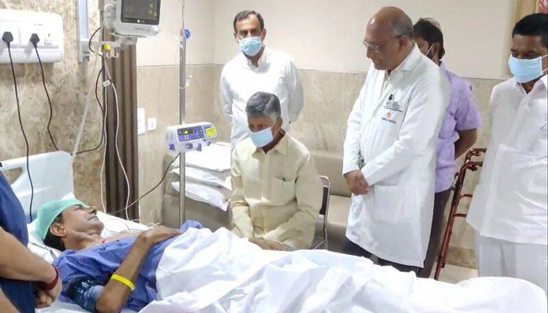 Chandrababu naidu Consoles Telangana Former Chief Minister Kalvakuntla chandrashekar rao lns