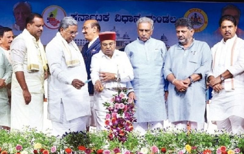 Build a great Karnataka in the next 25 years Says Thawar Chand Gehlot gvd