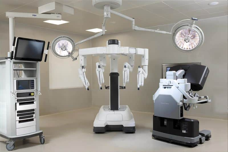 Rajagiri hospital robotic surgery center kochi