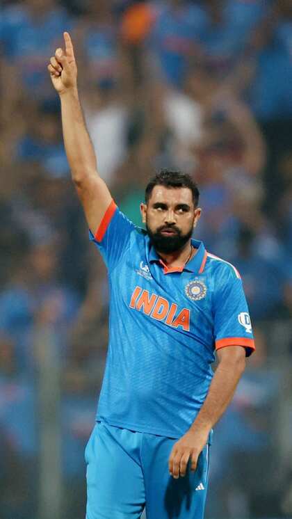 <p>भारतीय क्रिकेट कंट्रोल बोर्ड (बीसीसीआई) की ओर से भी वर्ष के अर्जुन अवार्ड के लिए मोहम्मद शमी का नाम नॉमिनेट करने की चर्चा है।  <br />
 </p>
