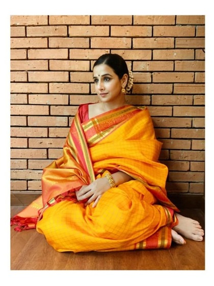 <p>विद्या के पति सिद्धार्थ रॉय कपूर की कुल संपत्ति लगभग 476 मिलियन डॉलर है,लेकिन  विद्या ने अपनी मेहनत के बलबूते करोड़ों की संपत्ति बनाई है। </p>

<p> </p>
