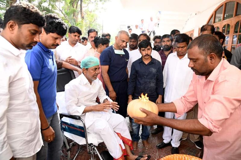 Kalvakuntla Chandrashekar Rao  Discharged  From Yashoda hospital lns