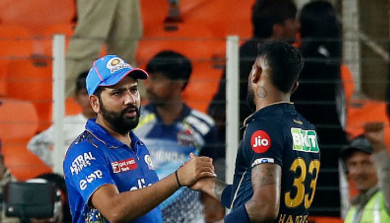 Old video of Rohit Sharma's savage response to Hardik Pandya calling Mumbai Indians 'team of superstars' goes viral snt