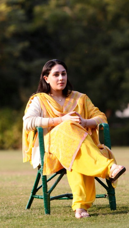 <p>डेकोरेटिव आर्ट कोर्स के लिए डिप्टी सीएम दिया कुमारी लंदन भी गई थीं। वहां से पढ़ाई के बाद जयपुर लौटी।<br />
 </p>
