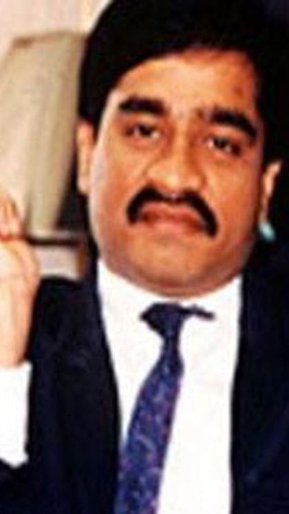 <p>ऐसे में सवाल खड़े हो रहे हैं कि अगर  दाऊद इब्राहिम नहीं रहा तो उसके जाने के बाद उसका काला कारोबार को कौन संभालेगा और उसकी गद्दी पर कौन बैठेगा?</p>
