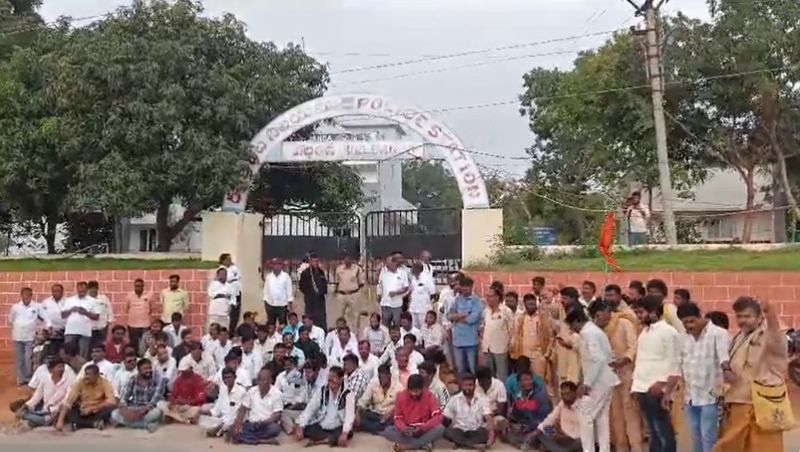 Former MLA Guvwala Balaraju arrested.. Tension in Nagar Kurnool..ISR