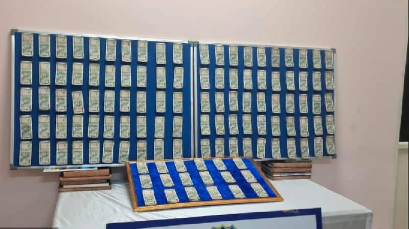 5 accused who robbed 60 lakhs by showing desire for Dubai gold arrested in basaveshwar nagar bengaluru rav