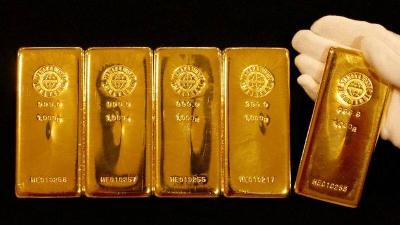 Chinese man seals real estate deal with gold bricks, each worth over Rs 7 lakh sgb