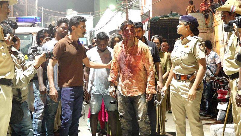 Bheema Film Starrer Duniya Vijay Arrested On The Street gvd