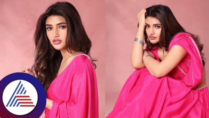 kiss film fame actress sreeleela looks gorgeous in her latest pink saree goes viral gvd