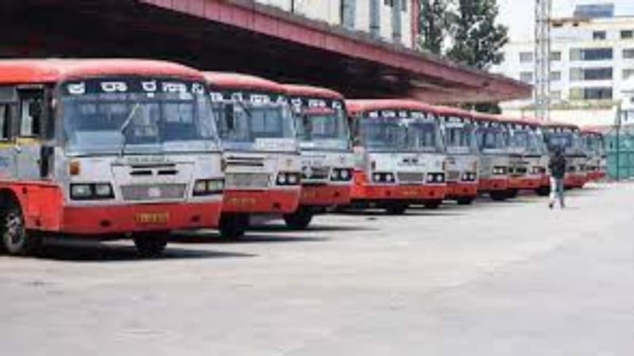Karnataka: KSRTC mulls to hike bus fares by 10 to 15% soon