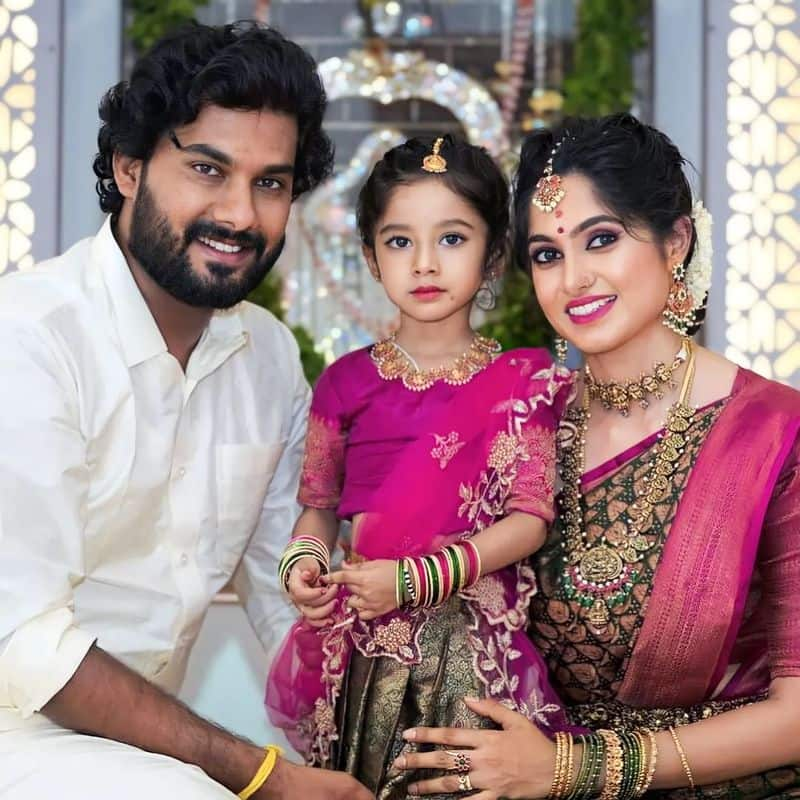 Diya Movie Actress Khushi Ravi Beautiful family photos viral Vin