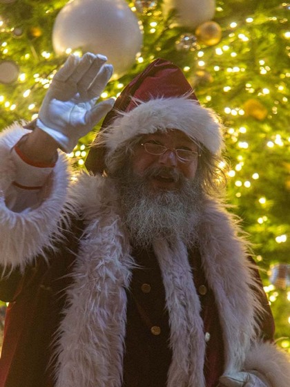 German: Weihnachtsmann (Christmas man)
