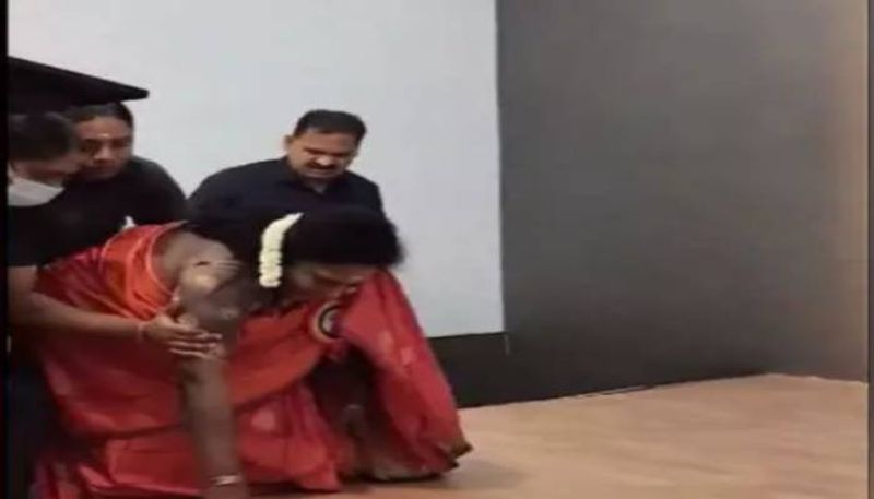 Tamilisai Soundararajan, the governor of Telangana, collapsed on stage-rag