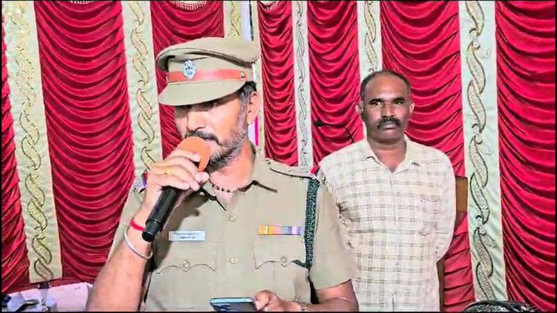 police sub inspector sing a song on public event in coimbatore video goes viral vel