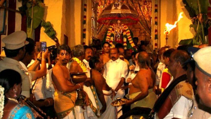 madurai tallakulam perumal kovil vaikunta ekadasi sorgavasal thirappu tvk