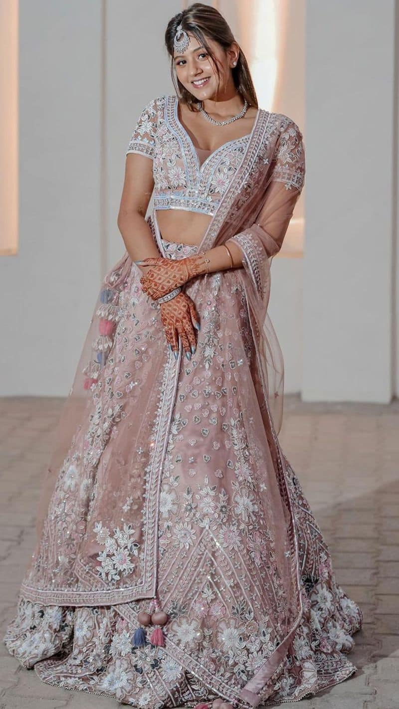 8 Best Lehenga design ideas for cousin wedding 2024 ZSCA