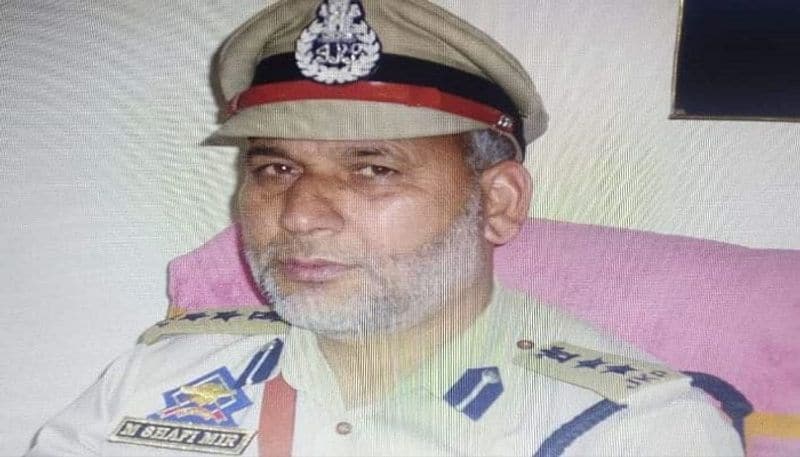 Retired police officer shot dead while offering prayers in mosque in Jammu and Kashmir..ISR