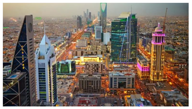 municipality licence fees of hotels waived in saudi 