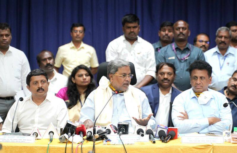 Speed Up Ettinahole Project Says CM Siddaramaiah At Kolar gvd