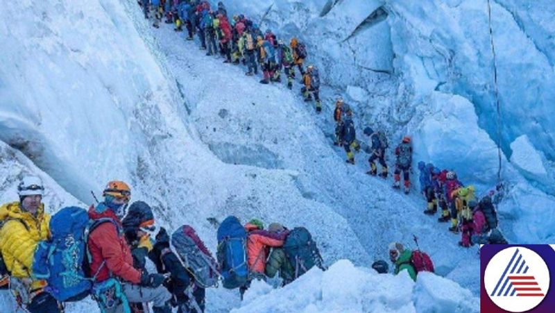 Viral photo shows Mt. Everest 'Traffic Jam', Bengalurean by heart says it's 'Silkboard or Saki Naka' vkp