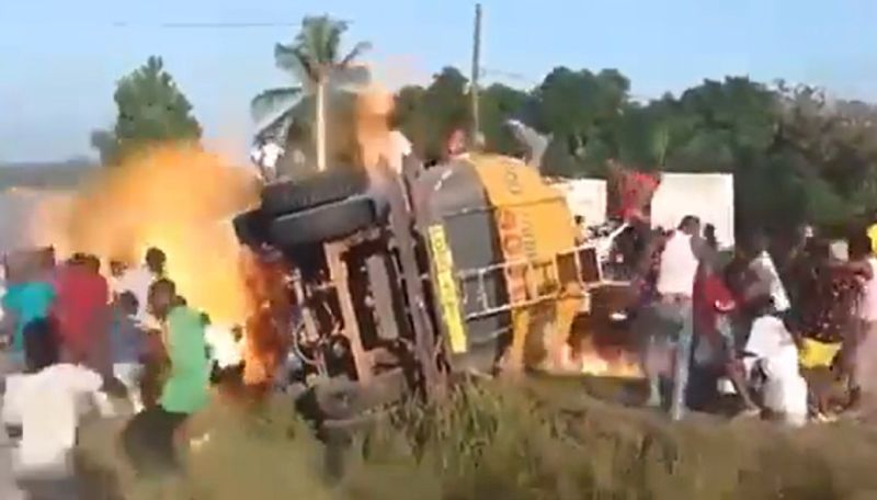 Petrol Tanker blast killed 40 and injured 83 in Liberia after people started stealing fuel from collapsed lorry ans