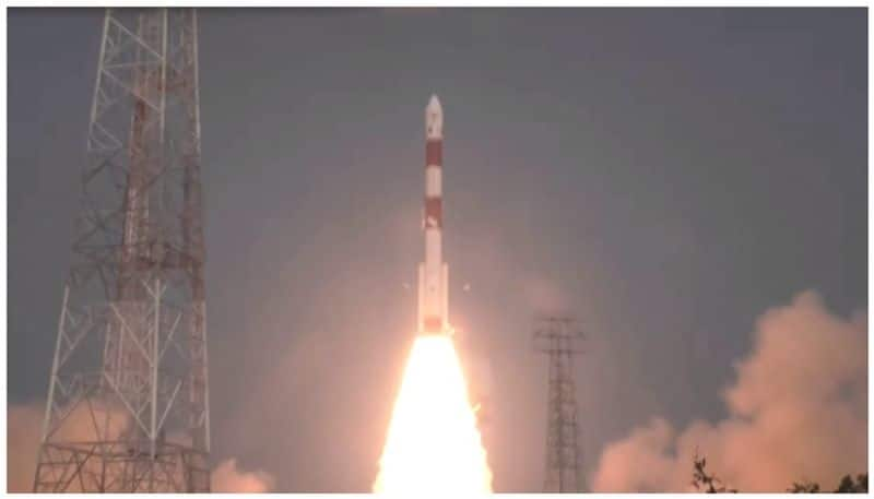 Isro to launch XPoSat new year today 