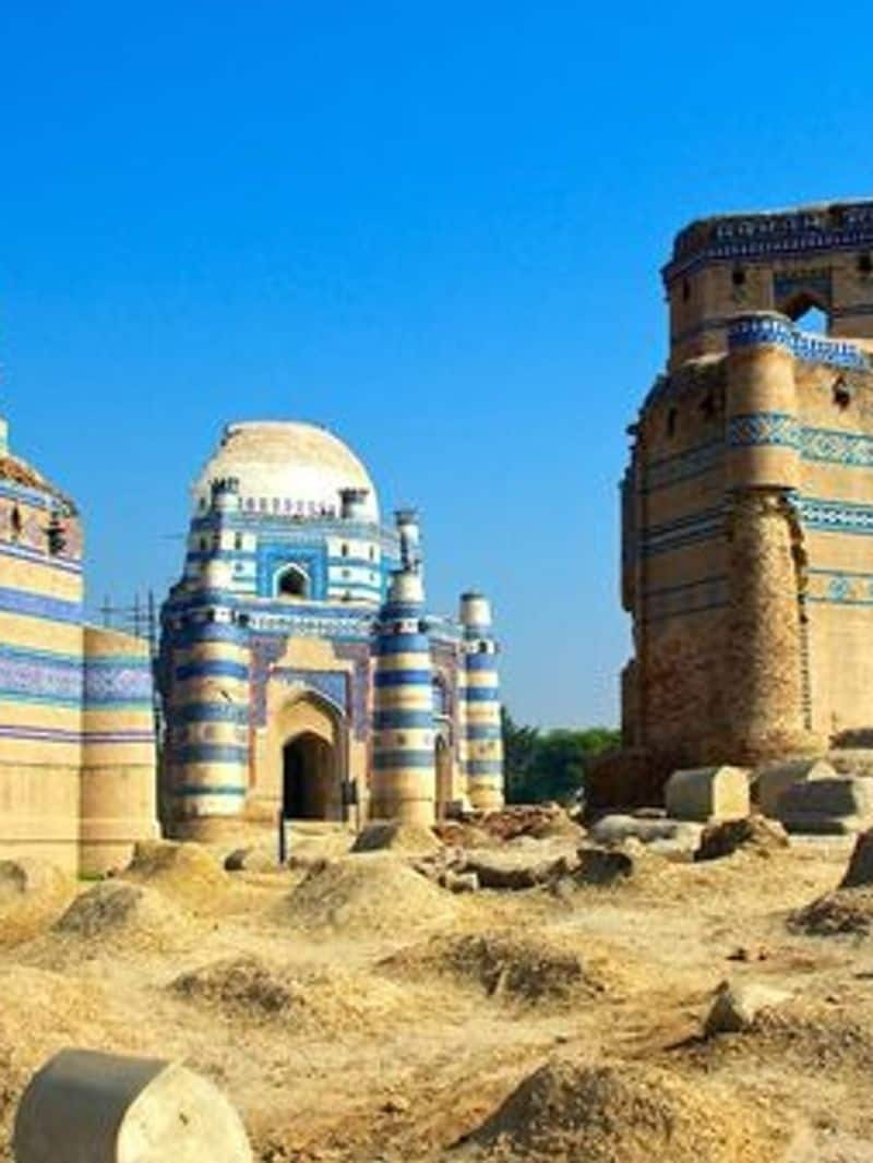 forts of pakistan zkamn