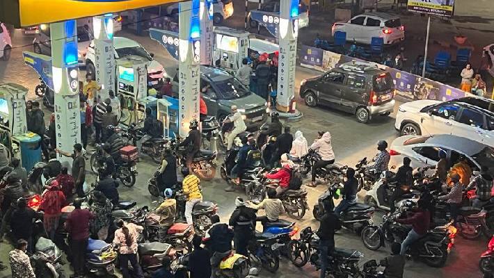 petrol pump line
