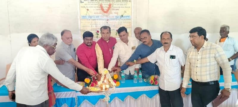 Millet purchase center started in Gubbi snr