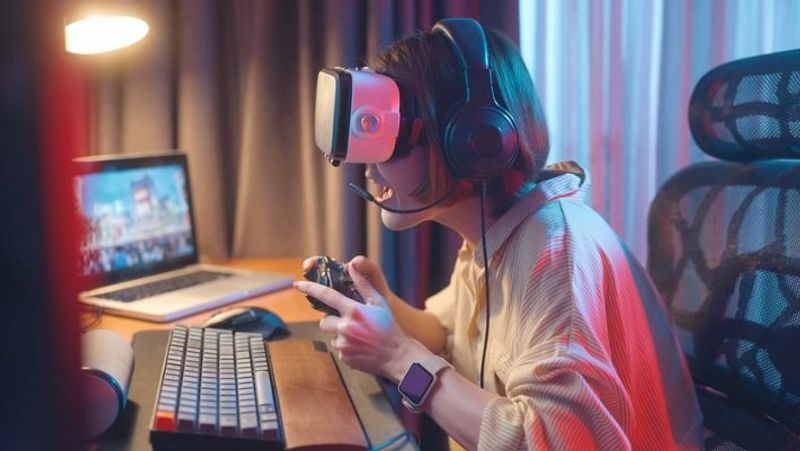 16 year old UK girl virtually gang raped in metaverse game probe underway gcw