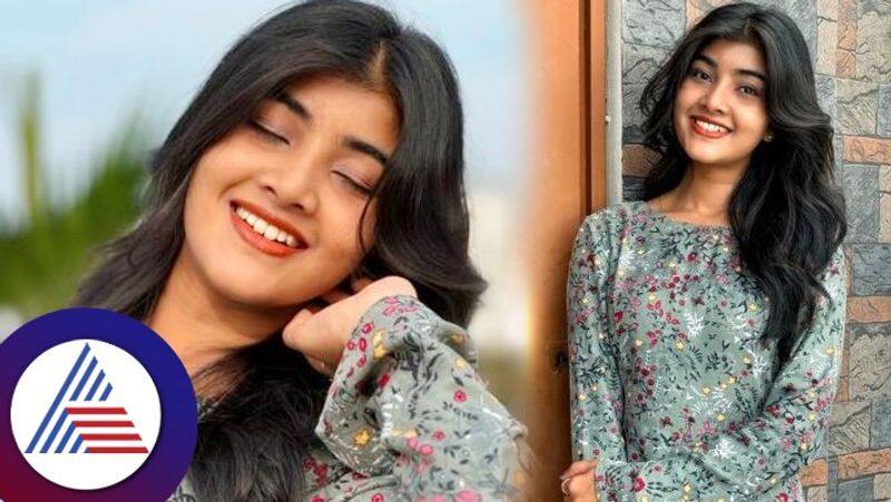 Actor Nenpirali Prem daughter Amrutha netizen likes her simple look vcs