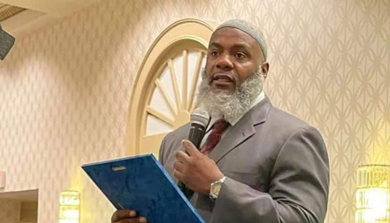 New Jersey imam was shot outside a mosque in Newark on Wednesday etj