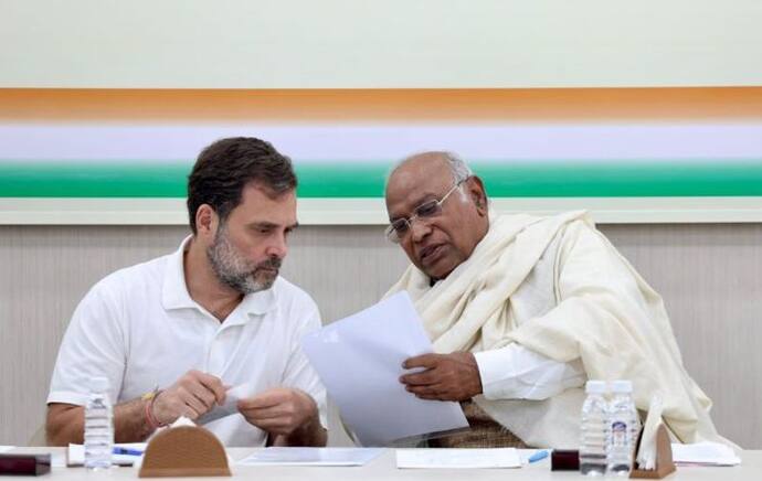 Rahul Gandhi, Kharge