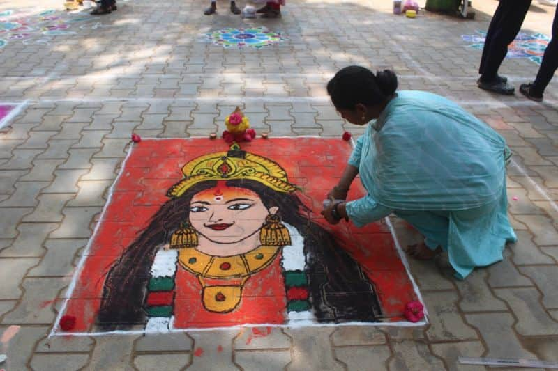 hundreds of students participate rangoli competition held at private school in kumbakonam vel