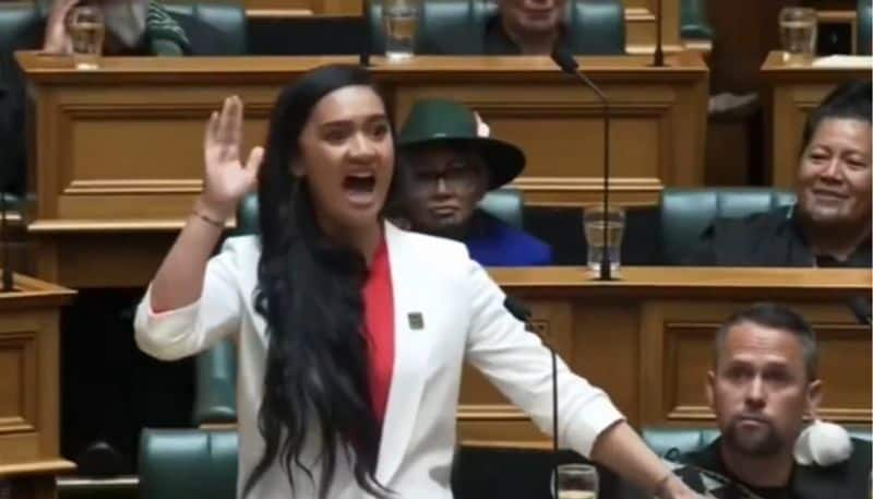 new zealand youngest mp hana rawhiti maipi clarke powerful speech in native language in parliament went viral kms