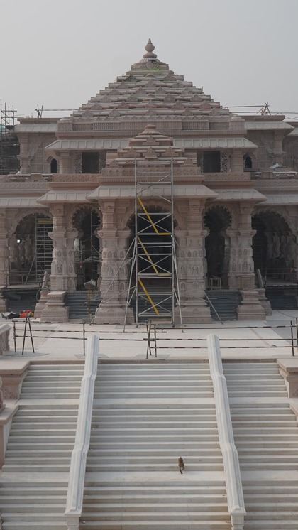 <p>रिपोर्ट्स के अनुसार, बीजेपी कार्यकर्ताओं को निर्देश दिया गया है कि वह बूथ स्तर पर समारोह के लाइव प्रसारण को बड़ी स्क्रीन लगाएं।</p>
