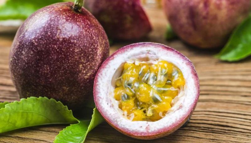 benefits of eating passion fruit