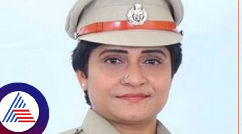 Road accident woman IPS Shobharani insults by bike rider at bengaluru rav 