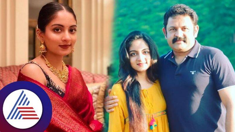 Malayalam Krishna Kumar daughter Ishaani Krishna mobile robbed in London vcs