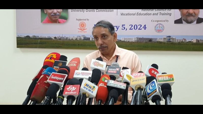 tamil nadu is the industrially highly advanced state says ugc chairman in thanjavur vel