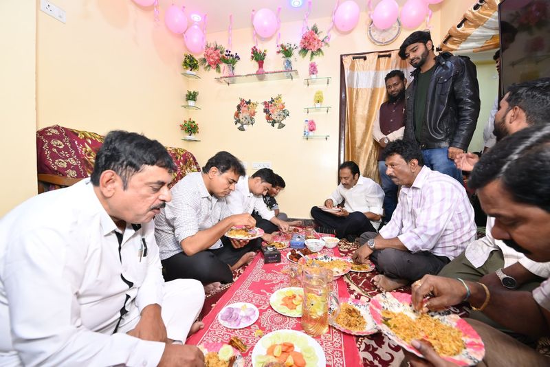 brs working president ktr attends dawat in bangle seller house in borabanda hyderabad ksp