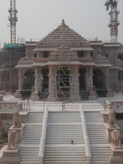 <p>रामलला प्राण प्रतिष्ठा समारोह में शामिल होने वाले मेहमानों के लिए श्रीराम जन्मभूमि तीर्थ क्षेत्र ट्रस्ट ने नियम बनाए हैं। 22 जनवरी को उनका पालन करना होगा।</p>
