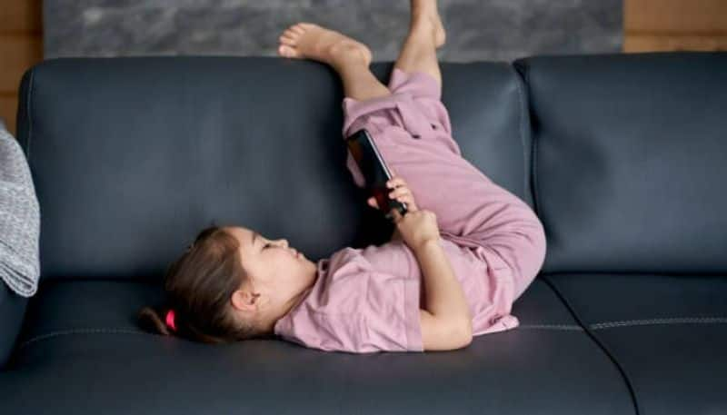 signs and symptoms of smartphone addiction in children