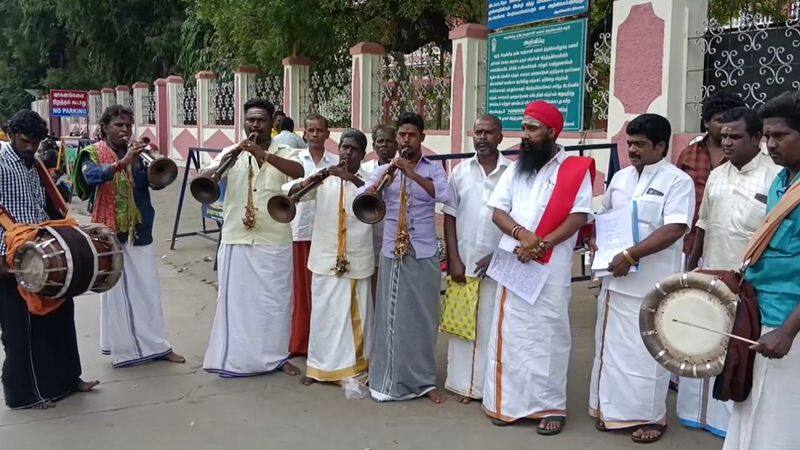 Musicians expressed their gratitude for being allowed to play Nathswaram again at the Palani Murugan temple in dindigul district vel