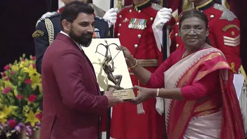 National Sports Awards 2023: Mohammed Shami receives Arjuna Award from President of India Droupadi Murmu RMA