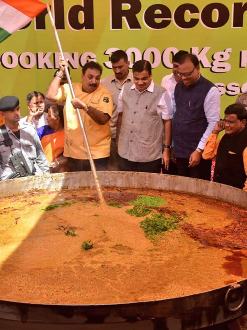 Chef Manohar to make 7,000kg 'Ram Halwa' for Ayodhya temple AJR